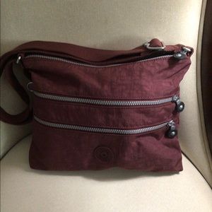 Kipling Crossbody 4 zippers